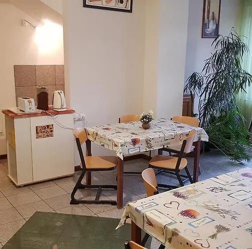 Aquarius Vendeghaz Pensionat 3*