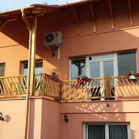 Aquarius Vendeghaz Guest house