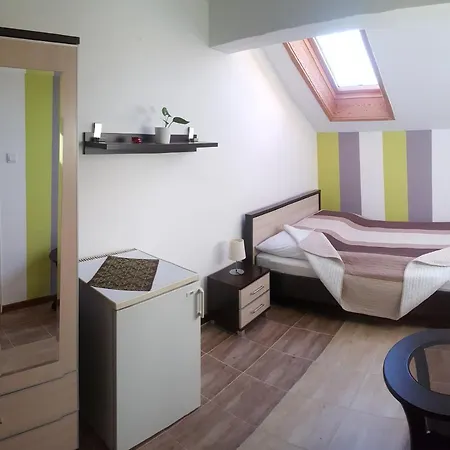 Aquarius Vendeghaz Guest house Szeged